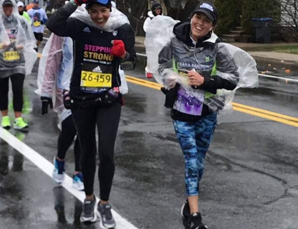  Cancer survivor fights rain, hypothermia, to finish Boston Marathon after midnight