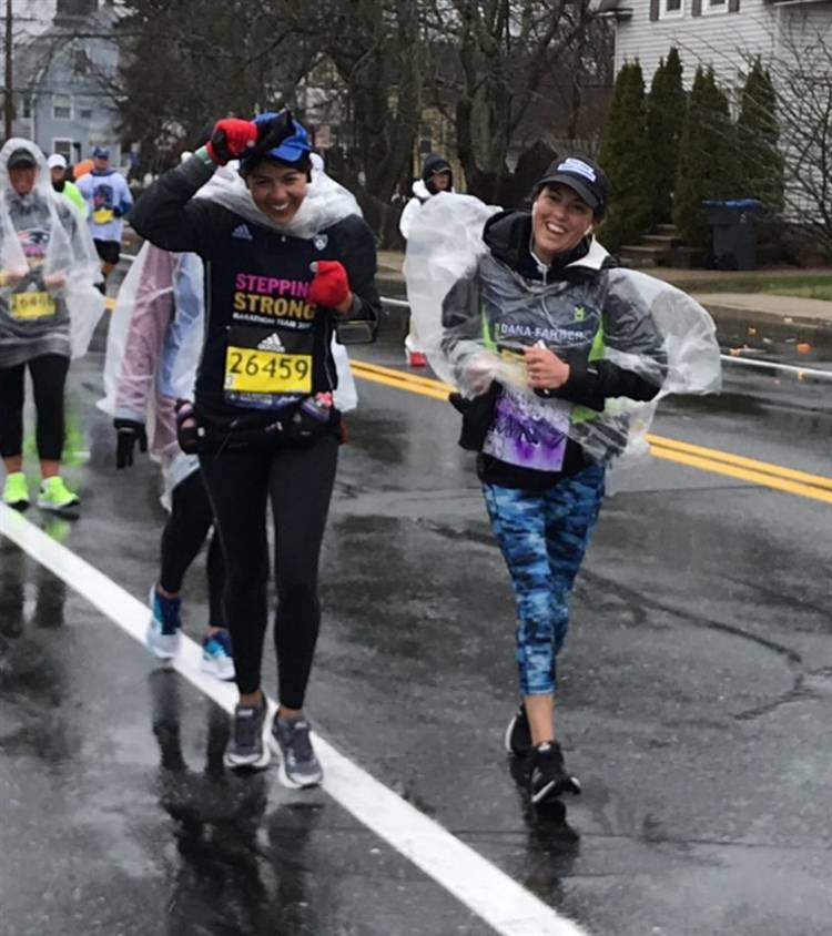  Cancer survivor fights rain, hypothermia, to finish Boston Marathon after midnight