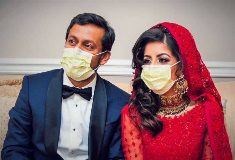 Two young American doctors spend honeymoon fighting coronavirus