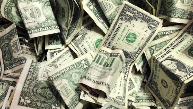 'Change the world, $1 at a time' | LaGrange man proving small acts of kindness can go a long way